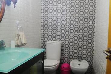 호스텔 Charles House