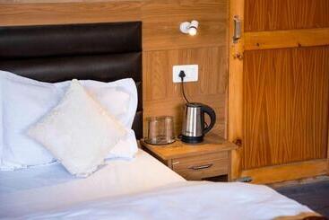 בית מלון כפרי The Heritage Piti Jalsa