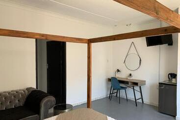 Pension Tnb Guesthouse