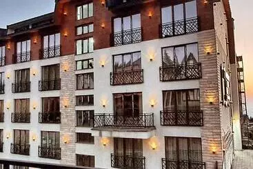 President Kop Apartman 106