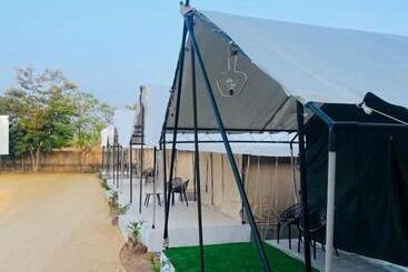 Hotel K S Villa Bella