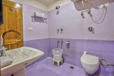 בית מלון כפרי Malabar,bhuntar