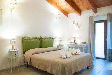 Pensão Alghero Detrabis B&b