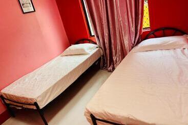 Pension (Hôtel basse catégorie) Grace House