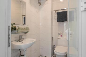 Aparthotel Delapong Homestay   50m To Hoan Kiem Lake