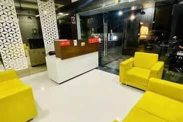 ホテル 7 Seas