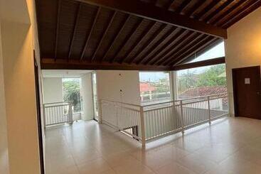 Pensionat Hostel Família Castor