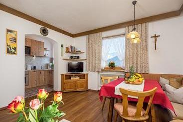 فندق Bauernhof Inntalblick