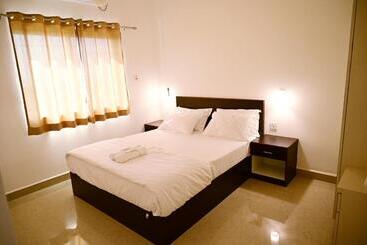 Hotelli Rsa Residency