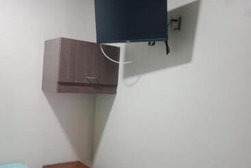 Panzió Hostal Ostello Amadeus