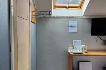 هاستل 24 7 Express