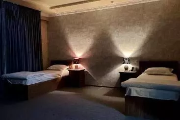 ホテル Chinor Plus