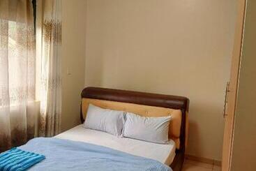 Пансион Twinkle Blue Inn