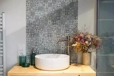 ベッドアンドブレックファースト La Pépite