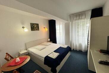 Bucharest West Motel