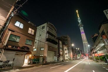 پانسیون Haruka Skytree