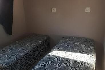 פנסיון Solitaires Bnb