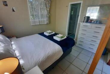 مبيت وإفطار Mountain Valley Cottage