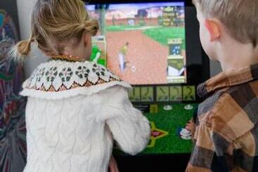 4 Bed Main House W Mother In Law Suite And Hot Tub