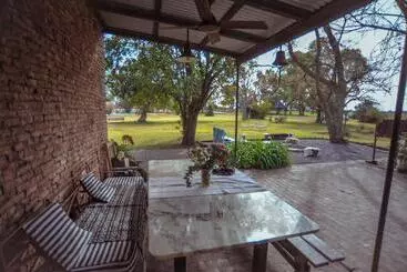 ホテル Estancia La Madrugada Areco