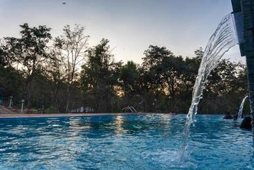 فندق Verdant Cottages