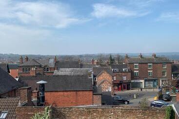 酒店 Market Place Serviced Apartments, Leek