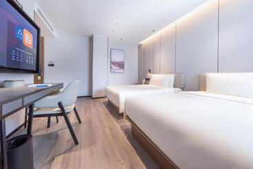 Atour Hotel Qingdao Laoshan Shilaoren Beach