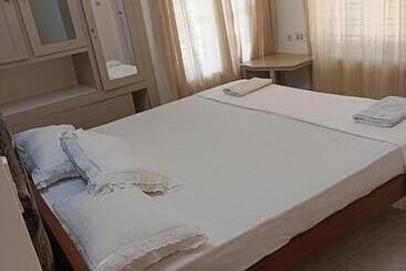 Bed and Breakfast Independent Apartment Kovalam