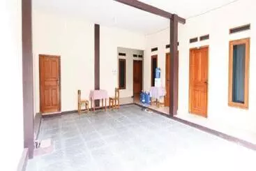 Hotel Oyo 93249 Wisma Jasmine Syariah