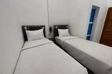 هتل Oyo 93311 Pesona Orange Homestay