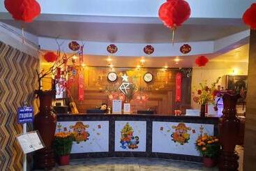 Hotel Ruby Kim Yến