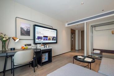 Atour Hotel Nanchang Bayi Square Provincial Television Station