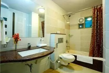 ホテル Kishna Empire