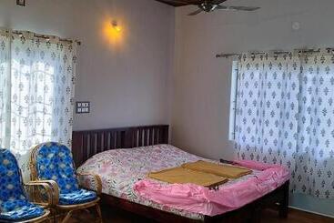 پانسیون Happyfields Farmstay