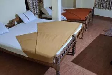 Hotel Adimali Stays