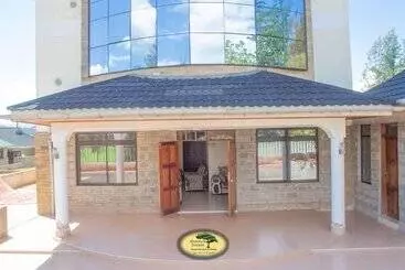 هتل Juniper Green Gardens Resort