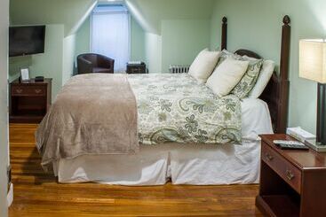 호텔 Beacon Inn 1750