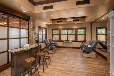 Отель Juniper Preserve