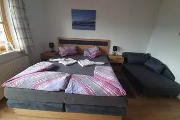 هتل Urlaub Am Bauernhof Bei Familie Steinbrecher