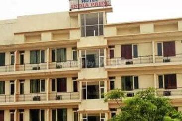 בית מלון כפרי Katra