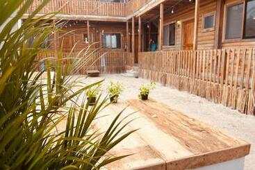 Lägenhetshotell Tamar Holbox Hotel By Laisla Holbox Group