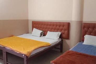 בית מלון כפרי Green Zone Residency