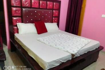 Hotel Rudraksh Barkot