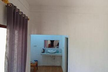 پانسیون Bale Langgak Cottages