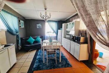 펜션 De Oude Scholen Guest House