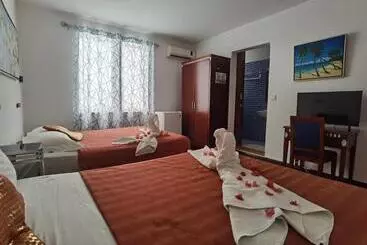 Pensiune Grand Bay Apartments