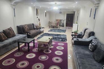 Apartment In Pyramids Gardens