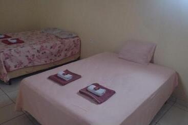 Vandrarhem Pousada E Dormitório Malu