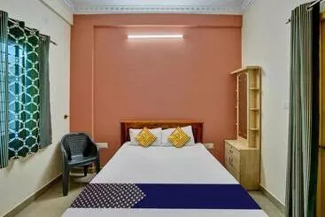 Hotel Spot On 81261 Karthik Deluxe