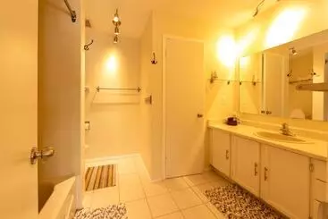 Pensión Comfortable House Located 10 Minutes From Downtown